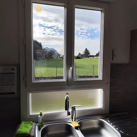 La Maison Des Rosiers * 卢德