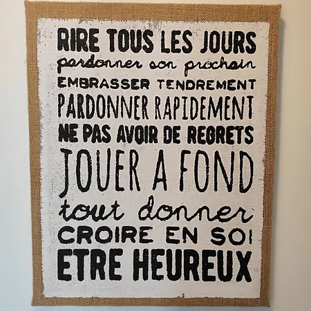 La Maison Des Rosiers בית נופש *