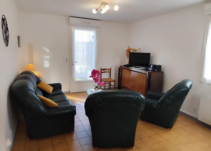 La Maison Des Rosiers Casa de Férias Lourdes