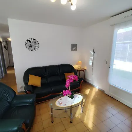 Сasa de vacaciones La Maison Des Rosiers