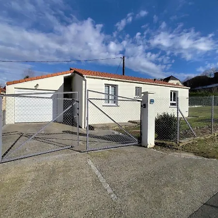 Vakantiehuis La Maison Des Rosiers